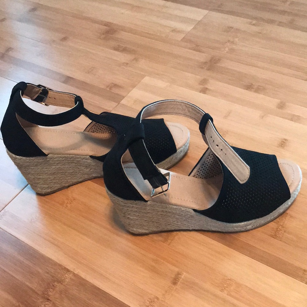 Espadrille black size 9. Brand new never worn